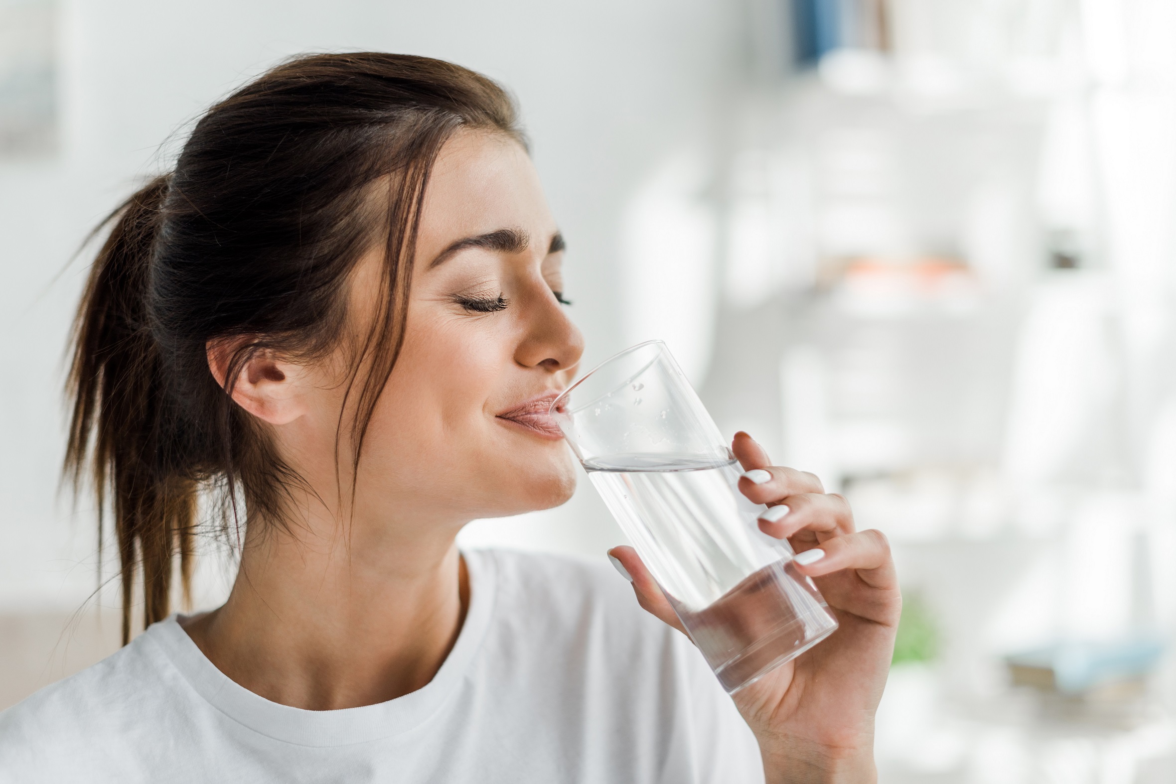 zasady zdrowgo odżywiania - picie wody